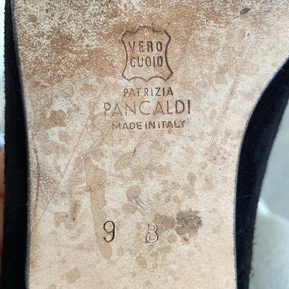 Italian Fur-Trimmed Leather Loafers - Picture 4 of 5